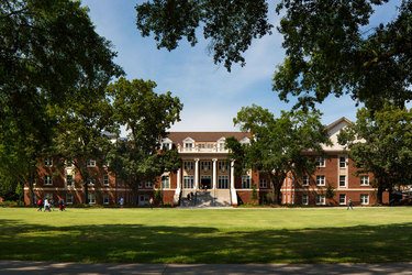 Rutherford_hall_front
